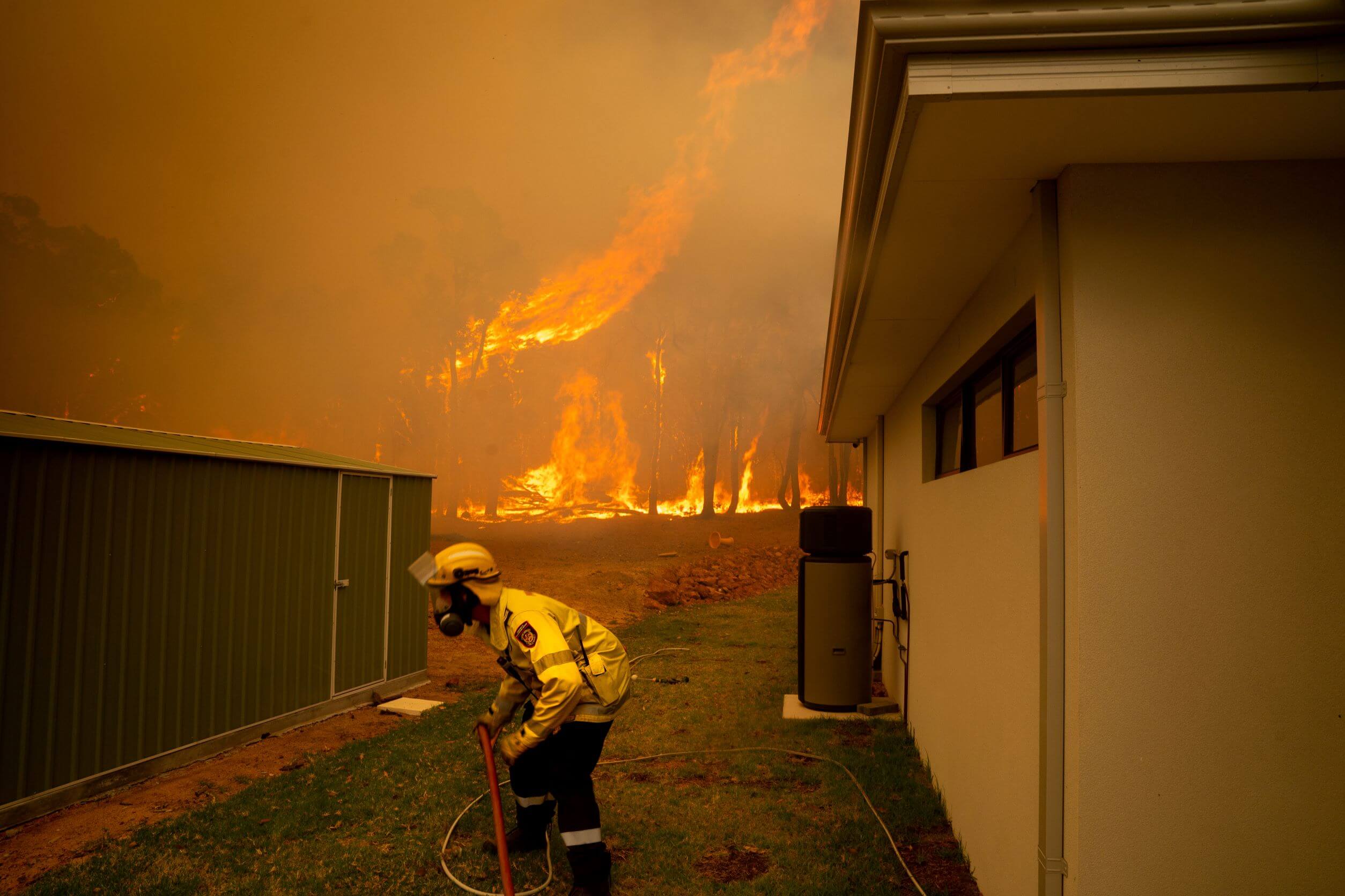 The Wooroloo bushfire threatened homes and lives